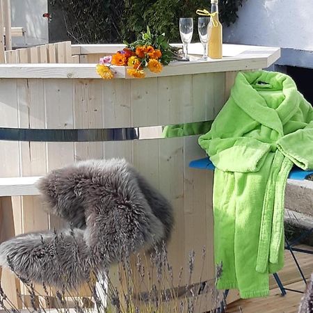 Gite La Petite Maison Horlogere Et Jacuzzi , Raquettes Les Fontenelles Luaran gambar
