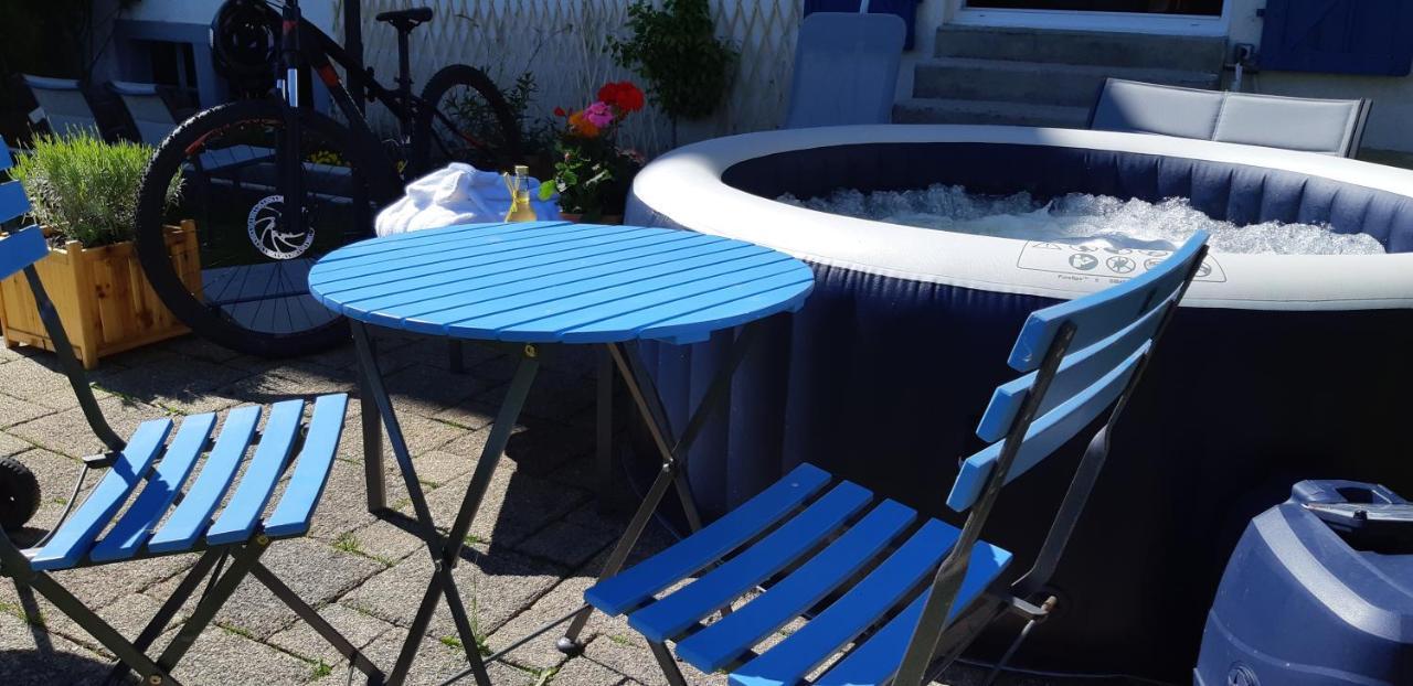Gite La Petite Maison Horlogere Et Jacuzzi , Raquettes Les Fontenelles Luaran gambar